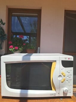 Darujem mikrovlnku