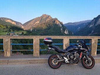 Yamaha FZ6 S2