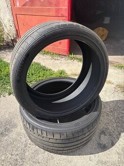 265/35 R20