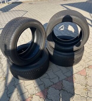 285/45 R21 Zimne Hankook Audi, Mercedes