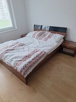 Manzelska postel zachovala
