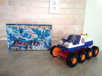 Hračka TOMY SPACE CLIMBING MOBILE