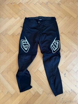 Nove Panske MTB nohavice TROY LEE DESIGNS