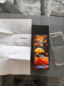 SAMSUNG GALAXY Z FLIP 6