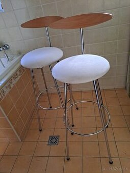 barové stoličky
