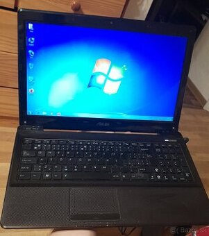 Asus K52J - i5 M520 2,4GHZ, 4GB RAM, 320GB HDD, RADEON 1GB
