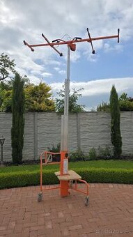 Výťah na sadrokartónové dosky. - 1