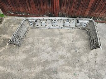 Predam na Mercedes-benz W202 zadný náraznik