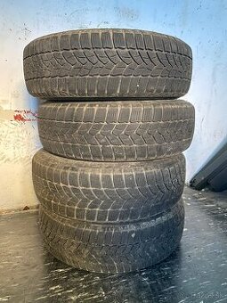 Predám zimné pneumatiky na plechoch 13 palcove