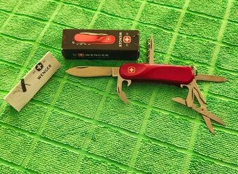 Wenger Delémont Evolution 14