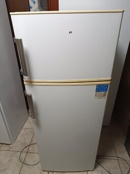 Predám chladničku s mrazničkou CANDY