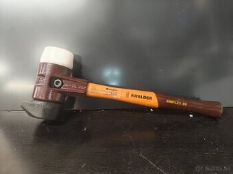 Predám rôzne špeciálne kladivá, stavebné, tesárske, karosár