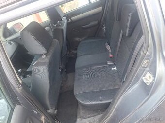 SEDADLA SUZUKI SWIFT III.