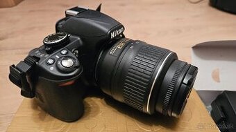 NIKON D3100