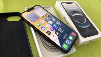prdám iPhone 16e 128 GB Black, ako nový