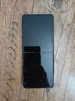 Samsung Galaxy Z Flip4 128 GB zlaty
