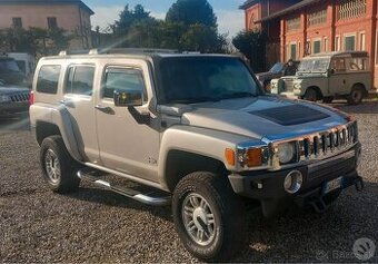 Hummer H3