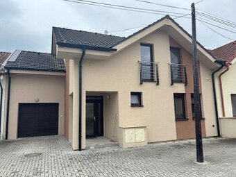 ELEGANTNÝ 5i RD, kde sa pohodlie snúbi s dokonalou lokalit