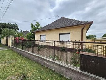 Rodinný dom s garážou, pozemok 1709 m2, kúpou voľný…