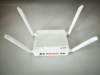 Opticky wifi router