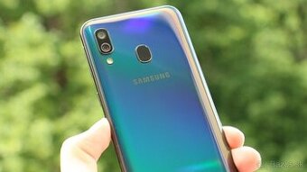 samsung a40 4GB/64 prasknuty displej