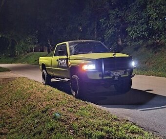 Dodge RAM 2500 8.0 V10 4x4