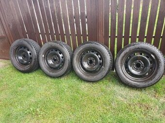 Prédam zimné pneu značky Bridgestone R15 195/60