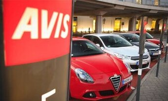 Agent v autopožičovni AVIS Košice - brigáda