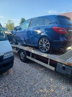 Rozpredám Mercedes B180 CDI 80kw W246 2012