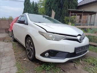 rozpredam toyota auris E18 1.6 2016 N47C16A