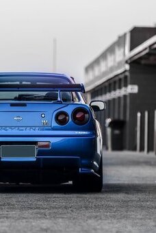 Kúpim Nissan Skyline R32/R33/R34