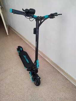 VSETT 9+ najazdených iba 346km + príslušenstvo