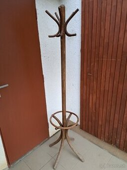 Starožitný stojanový vešiak