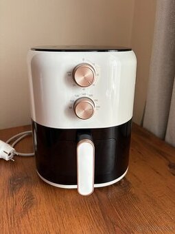 Beztuková vzduchová fritéza MIDEA