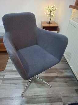 Kancelárska stolička