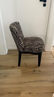 Predám jedálenské stoličky