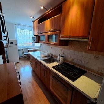 Prenájom 3-izbového bytu na Hlinách VII.