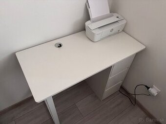 Predam pisaci stol