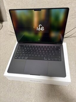 MacBook Pro 14" M3 Pro 18GB, batéria: 100%