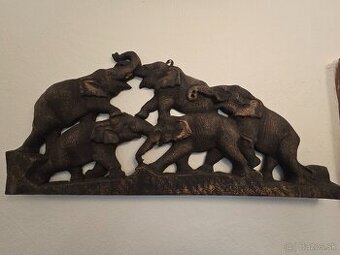 Drevená nástenná dekorácia slony