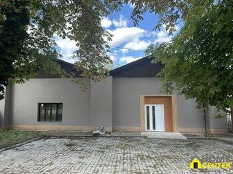 PRENÁJOM : MIESTO PRE VÁŠ BIZNIS, KOMÁRNO