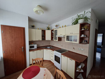 EXKLUZÍVNE - priestranný 3-izbový byt, 73 m², Ružomberok – B