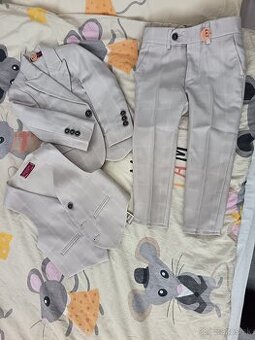 Chlapčenský oblek 92