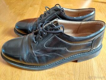 Spoločenské topánky