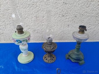 Petrolejová,bakelitová,industriálna ,železničiarska lampa.