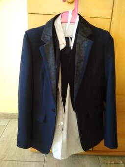 Chlapčenský oblek na 1 sv. prijímanie / č.14