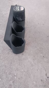 Drziak na baterie Bosch