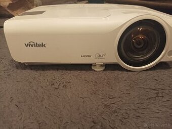 Projektor VIVITEK