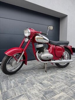 Jawa 250 559