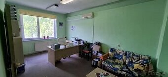Prenájom kancelárie s parkovacím miestom